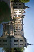 a. Group+Chateau